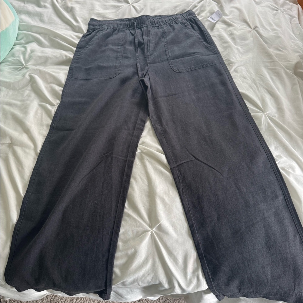 GAP Women's Black Flare Pants